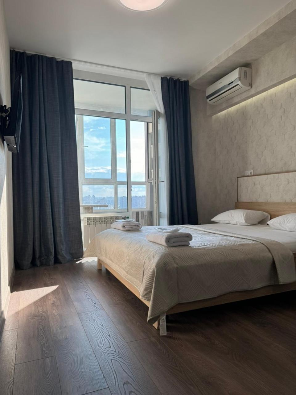 Solo Apartment Virmenska 基輔 外观 照片